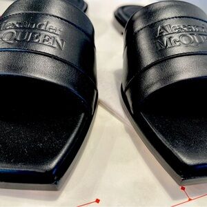 Alexander McQueen Signature Slides